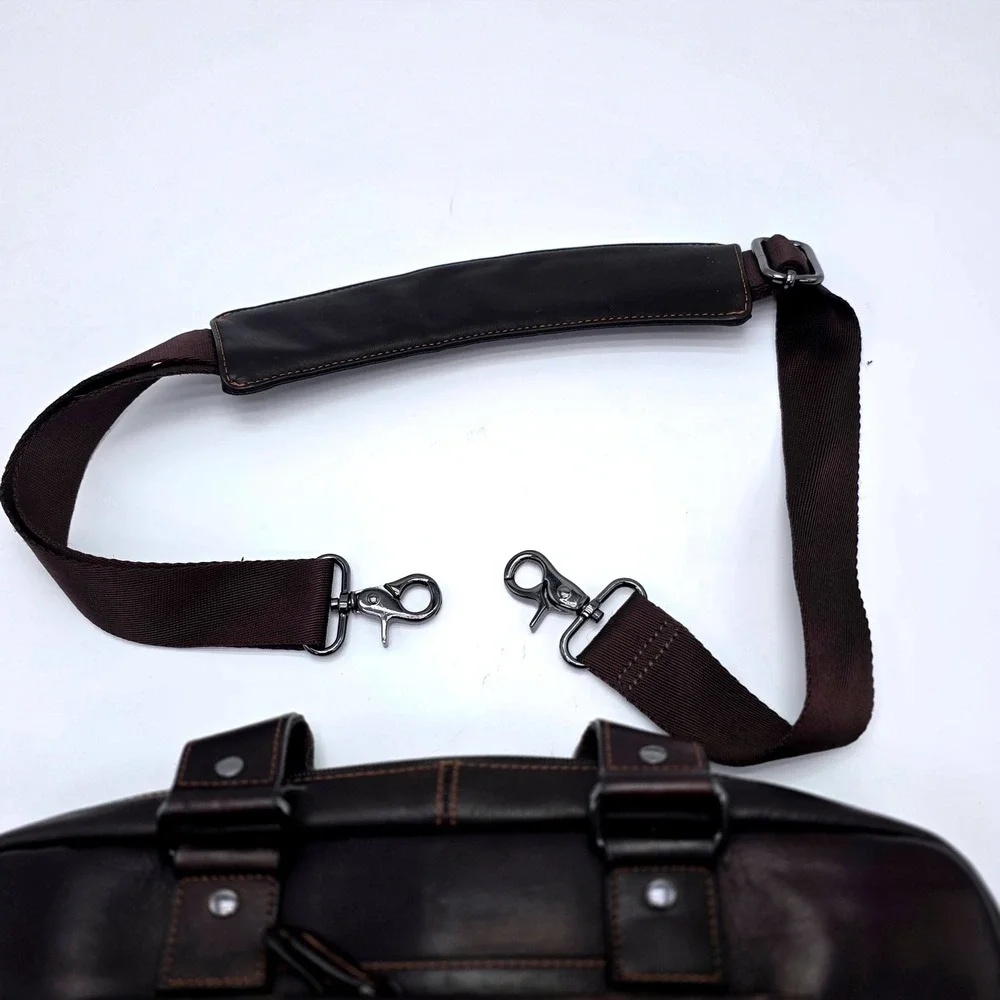 HP Elite Top Load T9H72AA Columbia Leather Laptop Bag with RFID Pocket